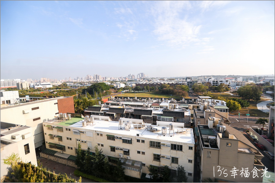 【台南安平住宿】暢遊台南安平景點與美食～推薦來住《台南大員皇冠假日酒店》加購高鐵票可享最高75折優惠｜免費高鐵接駁｜早餐現煮牛肉湯 @13&#039;s幸福食光