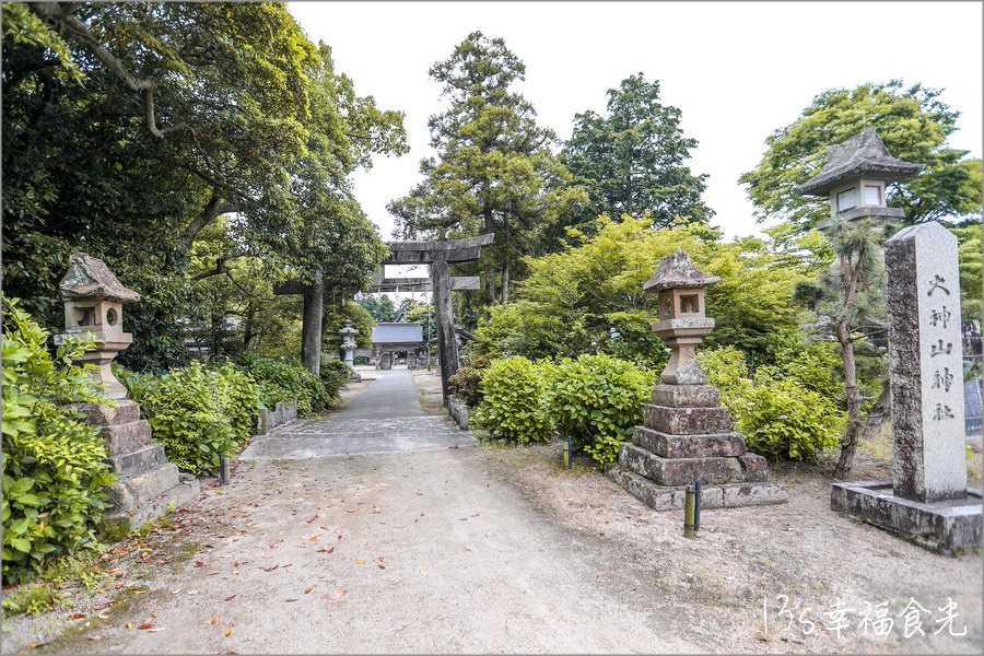 【鳥取旅遊行程】鳥取自由行DAY1鳥取大山半日遊～朝聖大神山神社奧宮｜大山MR.BURGER｜大山牧場牛奶故鄉｜大山櫻水高原空中纜車｜燒肉牛王倉吉店｜鳥取住宿推薦 @13&#039;s幸福食光