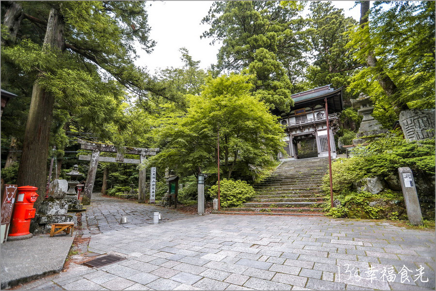 【鳥取旅遊行程】鳥取自由行DAY1鳥取大山半日遊～朝聖大神山神社奧宮｜大山MR.BURGER｜大山牧場牛奶故鄉｜大山櫻水高原空中纜車｜燒肉牛王倉吉店｜鳥取住宿推薦 @13&#039;s幸福食光