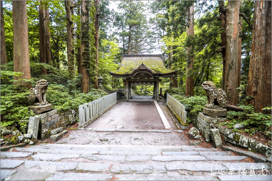 【鳥取旅遊行程】鳥取自由行DAY1鳥取大山半日遊～朝聖大神山神社奧宮｜大山MR.BURGER｜大山牧場牛奶故鄉｜大山櫻水高原空中纜車｜燒肉牛王倉吉店｜鳥取住宿推薦 @13&#039;s幸福食光