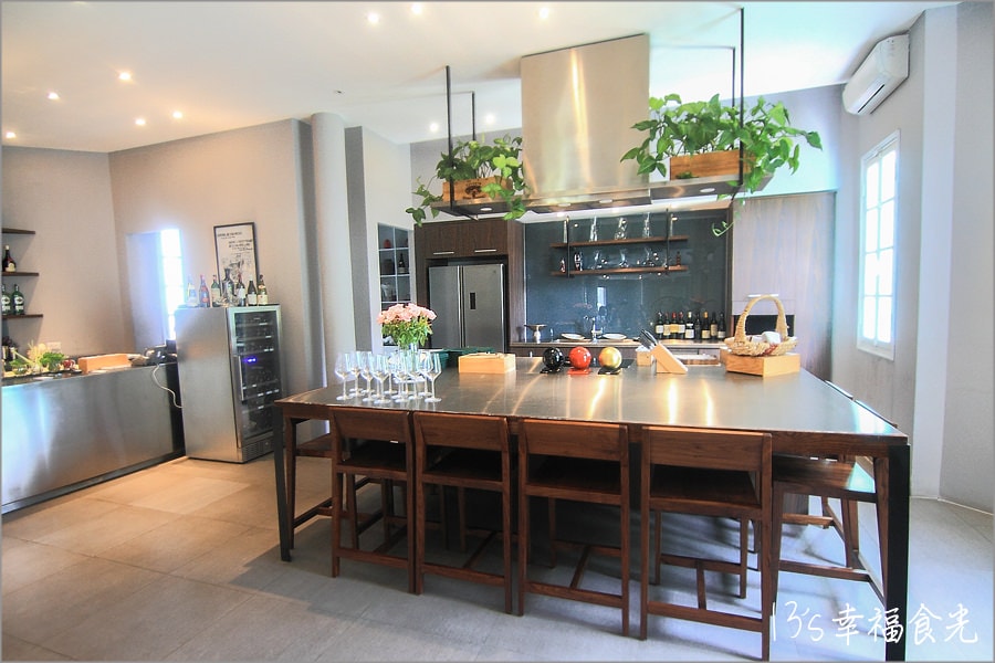 【河內餐廳推薦】越南貴婦餐廳「The Clover Restaurant法式料理餐廳」~神秘巷裡的浪漫歐風建築|品嘗頂級法式料理 - 第14張圖