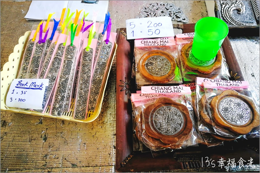【清邁旅遊景點】清邁銀廟「素攀寺Wat Srisuphan」~走訪銀飾村.朝聖手工打造的銀殿 - 第49張圖