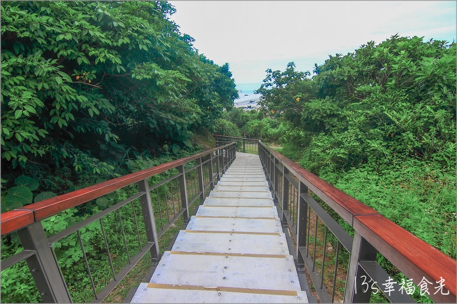 【花蓮看海景點】怎麼拍都是網美照「石梯坪海岸風景區」~世界級戶外地質教室|花蓮旅遊景點|花蓮一日遊|花蓮三天兩夜 - 第7張圖