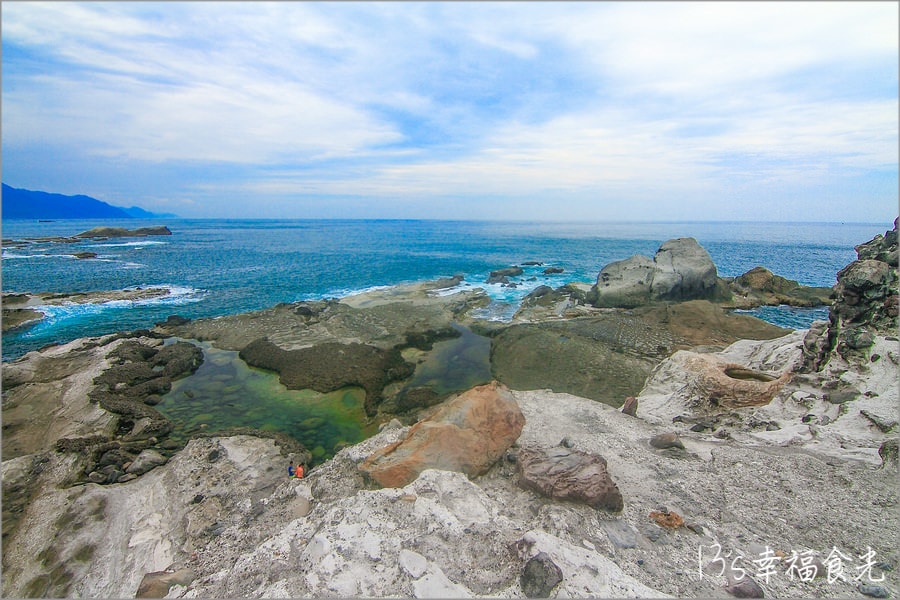 【花蓮看海景點】怎麼拍都是網美照「石梯坪海岸風景區」~世界級戶外地質教室|花蓮旅遊景點|花蓮一日遊|花蓮三天兩夜 - 第14張圖