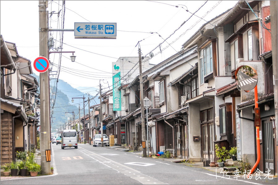【鳥取旅遊行程】鳥取自由行DAY4鳥取鐵道主題一日遊～若櫻鐵道＆智頭急行｜隼駅｜若櫻駅｜戀山形駅｜八頭迷你SL蒸汽火車博物館｜不動院岩屋堂｜板井原傳統的建造物群保存地區 @13&#039;s幸福食光