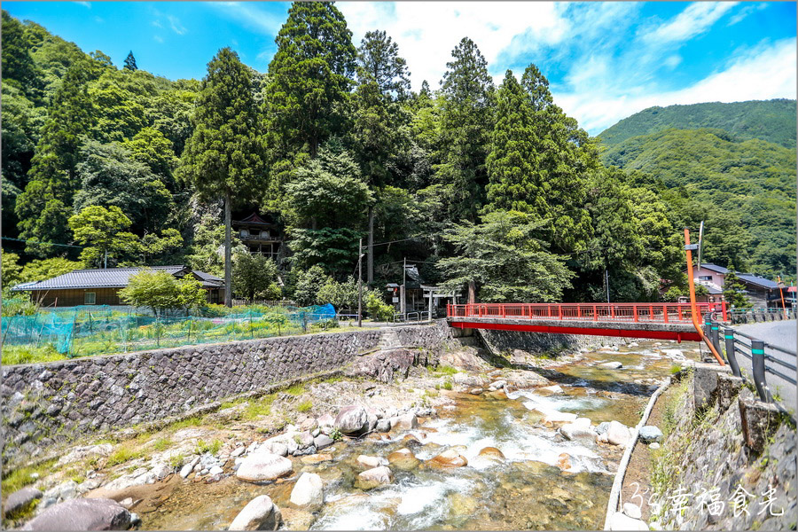 【鳥取旅遊行程】鳥取自由行DAY4鳥取鐵道主題一日遊～若櫻鐵道＆智頭急行｜隼駅｜若櫻駅｜戀山形駅｜八頭迷你SL蒸汽火車博物館｜不動院岩屋堂｜板井原傳統的建造物群保存地區 @13&#039;s幸福食光