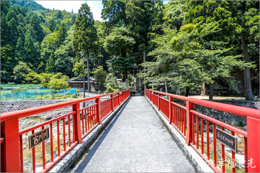 【鳥取旅遊行程】鳥取自由行DAY4鳥取鐵道主題一日遊～若櫻鐵道＆智頭急行｜隼駅｜若櫻駅｜戀山形駅｜八頭迷你SL蒸汽火車博物館｜不動院岩屋堂｜板井原傳統的建造物群保存地區 @13&#039;s幸福食光