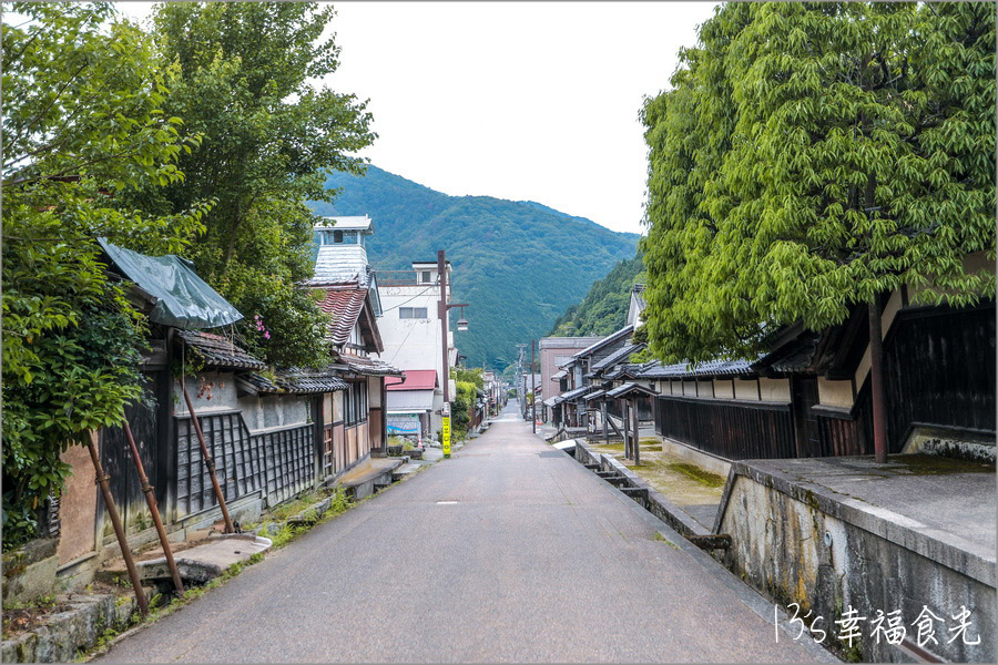 【鳥取旅遊行程】鳥取自由行DAY4鳥取鐵道主題一日遊～若櫻鐵道＆智頭急行｜隼駅｜若櫻駅｜戀山形駅｜八頭迷你SL蒸汽火車博物館｜不動院岩屋堂｜板井原傳統的建造物群保存地區 @13&#039;s幸福食光