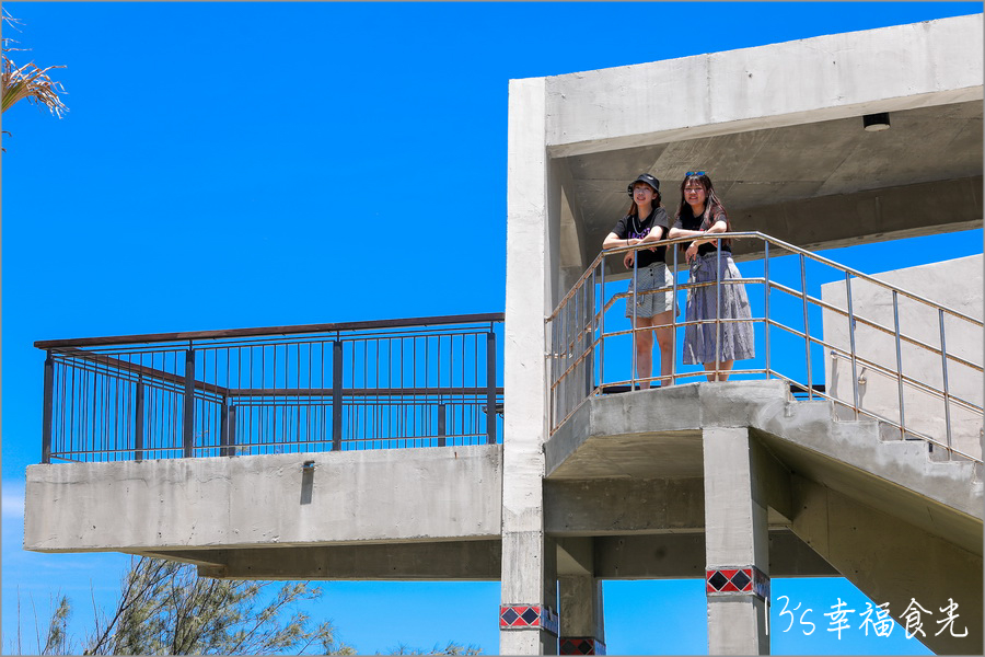 【台東三天兩夜2026】暑假衝台東玩~台東三天兩夜行程就醬玩!住宿︰台東趣淘漫旅飯店|南田裝置藝術|南迴驛站|大鳥休憩區|華源海灣天空之鏡|加路蘭銀河|阿咪米苔目|我在玩-玩冰箱|台東熱氣球2026 - 第75張圖