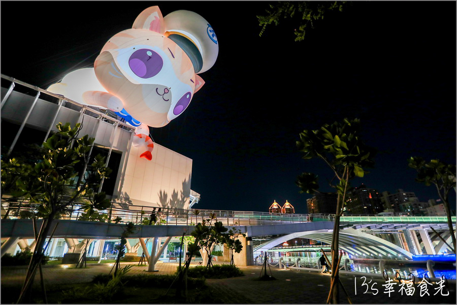 【高流海洋派對2023】15米高超巨胖鯊魚&蜜柑站長超萌現身!高雄流行音樂中心「海洋派對&高雄聯萌2023」LINE貼圖巨型公仔免費參觀|高流停車場|高雄暑假活動2023|高雄胖鯊魚鯊西米|高雄捷運蜜柑站長|高雄港旅遊|高雄旅遊景點 - 第29張圖