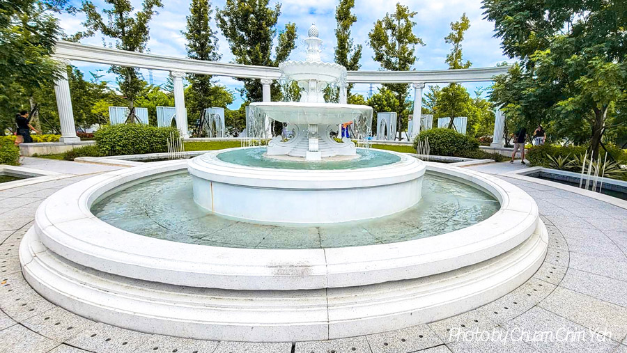 【嘉義大林城堡景點】純白系歐風城堡觀光工廠!嘉義大林「蓋婭莊園」宛如置身國外~拍照打卡景點|大林康倪時代美學莊園|蓋婭莊園門票|大林觀光工廠|大林景點|嘉義旅遊景點 - 第12張圖 蓋婭莊園