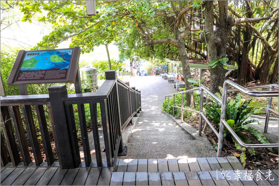 【台南四草一日遊】到四草溼地來旅行~搭乘台江生態遊船漫遊四草溼地|趣味漁夫體驗在媽祖宮九塊庴生態園區抓虱目魚|椰庭景觀餐廳|四草景點|台南旅遊景點 - 第3張圖