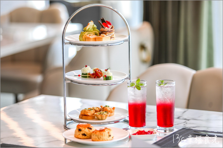 麗星郵輪探索星號餐廳