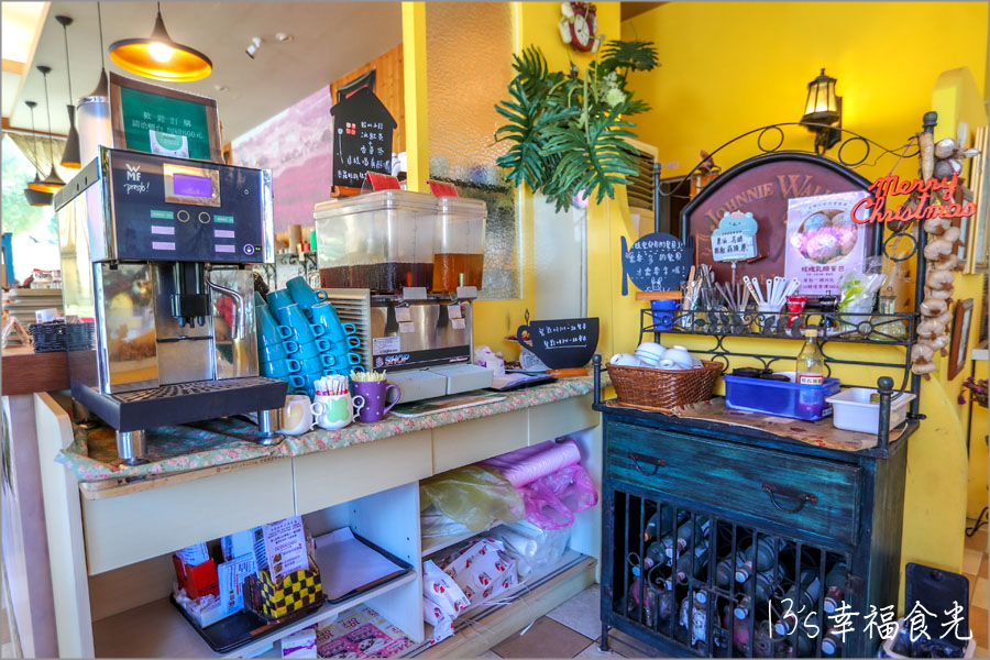 【台中新社一日遊】新社白雪木盛開～普羅旺斯庭園餐廳也有夢幻的聖誕初雪＆浪漫落羽松景緻｜新社餐廳推薦｜新社景點