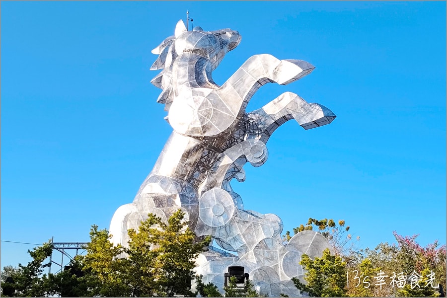 【2026南投燈會】馬年全新雙主燈．馳光萬馬奔投《南投燈會x反應過激的貓暢遊十三鄉鎮燈區》｜南投燈會停車資訊＆燈區地圖｜南投燈會地點2026