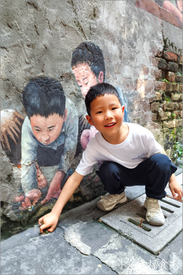 【吉隆坡景點】被遺忘的後巷搖身變成人氣打卡點「鬼仔巷」~鄰近吉隆坡茨廠街|鬼仔巷壁畫街|鬼仔巷交通|鬼仔巷美食|吉隆坡自由行 - 第12張圖 【吉隆坡景點】被遺忘的後巷搖身變成人氣打卡點「鬼仔巷」~鄰近吉隆坡茨廠街|鬼仔巷壁畫街|鬼仔巷交通|鬼仔巷美食|吉隆坡自由行