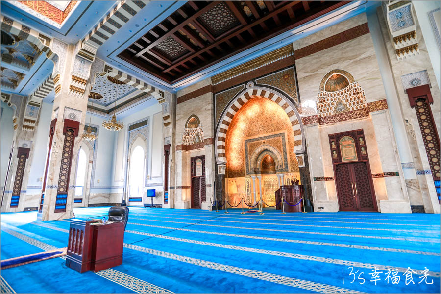【森美蘭景點】馬來西亞最美清真寺之一「Masjid Sri Sendayan 斯里森達延清真寺」被譽為馬來西亞版的泰姬瑪哈陵｜馬來西亞清真寺｜馬來西亞自由行